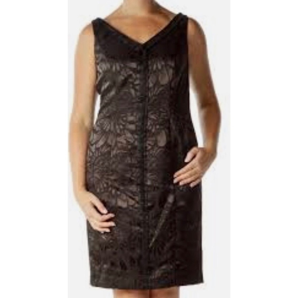 Luxe Carmen‎ Marc Valvo Sheath Dress Black Size 12 Vneck